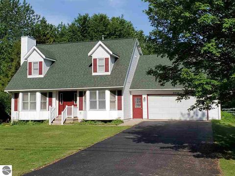 6820 E Harbor Dr, Elk Rapids, MI 49629 photo 4