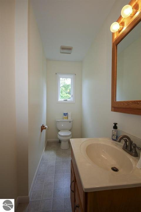 1701 E River Rd, Mount Pleasant, MI 48858 photo 37