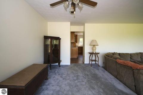 1701 E River Rd, Mount Pleasant, MI 48858 photo 17