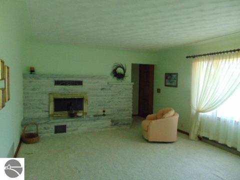 2655 E Buchanan Rd, Ithaca, MI 48847 photo 11