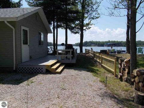 3586 South St, Lupton, MI 48635 photo 6