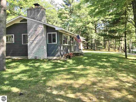 9 Ralph St, Au Gres, MI 48703 photo 3
