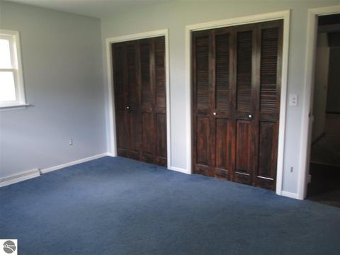 339 Schoolcrest Dr, Shepherd, MI 48883 photo 25