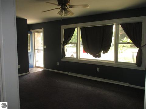 339 Schoolcrest Dr, Shepherd, MI 48883 photo 15