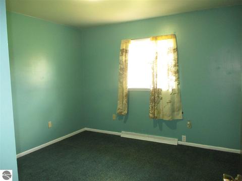 339 Schoolcrest Dr, Shepherd, MI 48883 photo 26