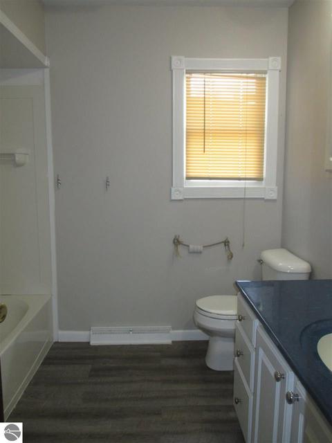 339 Schoolcrest Dr, Shepherd, MI 48883 photo 16