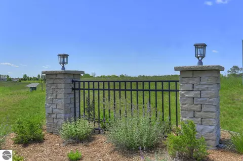 4700 Owl View Dr, Traverse City, MI 49685