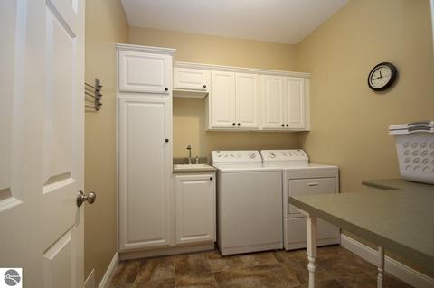 7572 S Shepherd Rd, Shepherd, MI 48883 photo 52