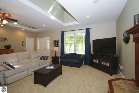 7572 S Shepherd Rd, Shepherd, MI 48883 photo 7