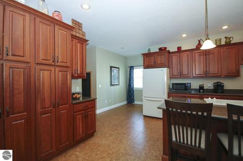 7572 S Shepherd Rd, Shepherd, MI 48883 photo 15