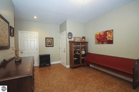 7572 S Shepherd Rd, Shepherd, MI 48883 photo 21