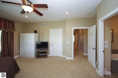 7572 S Shepherd Rd, Shepherd, MI 48883 photo 34