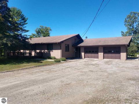 1707 Fire Rd, Twining, MI 48766 photo 1