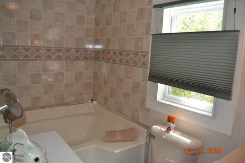 17062 Fourth St, Arcadia, MI 49613 photo 37
