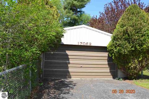 17062 Fourth St, Arcadia, MI 49613 photo 6