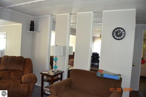 17062 Fourth St, Arcadia, MI 49613 photo 27