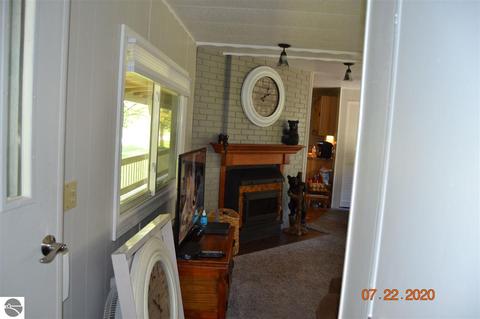 17062 Fourth St, Arcadia, MI 49613 photo 23