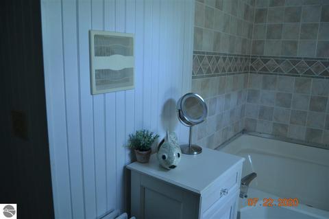 17062 Fourth St, Arcadia, MI 49613 photo 40