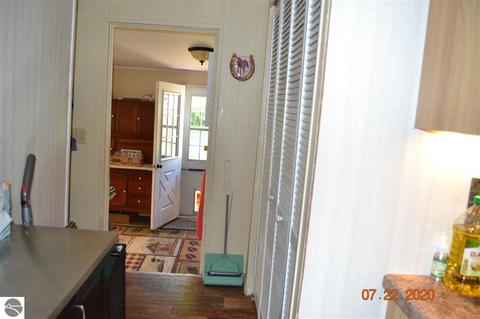 17062 Fourth St, Arcadia, MI 49613 photo 33