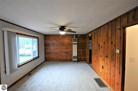715 State St, Manton, MI 49663 photo 9