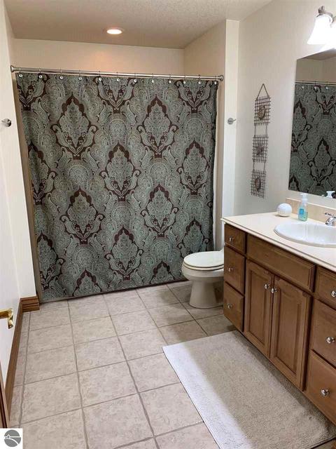 2670 E Blanchard Rd, Shepherd, MI 48883 photo 32