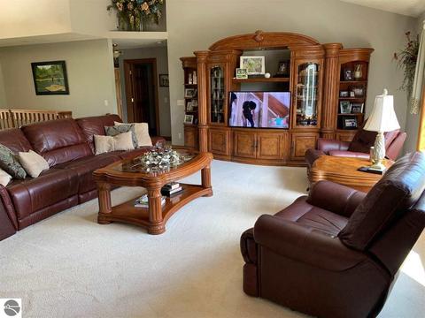 2670 E Blanchard Rd, Shepherd, MI 48883 photo 18