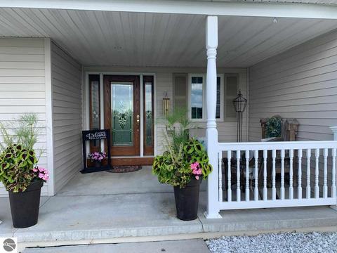 2670 E Blanchard Rd, Shepherd, MI 48883 photo 5