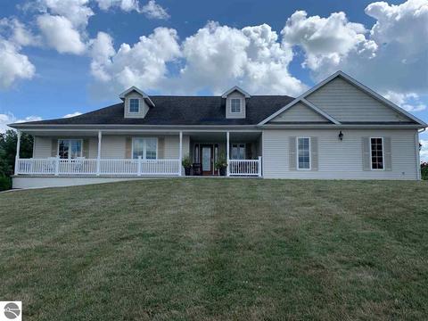 2670 E Blanchard Rd, Shepherd, MI 48883 photo 3