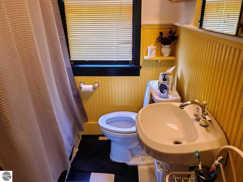 755 Washington Ave, Elberta, MI 49628 photo 12