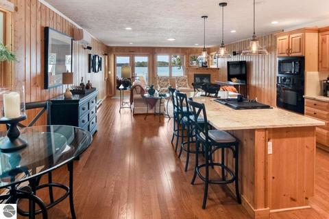 4089 Euclid Ave, Interlochen, MI 49643 photo 9