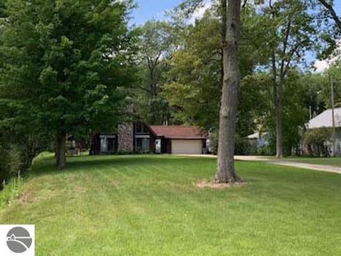 2242 Green Dr, Au Gres, MI 48703 photo 1