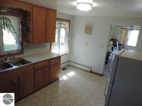 990 S Barry Rd, Ithaca, MI 48847 photo 15