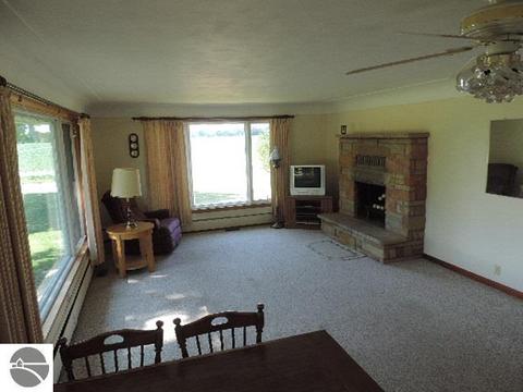 990 S Barry Rd, Ithaca, MI 48847 photo 11