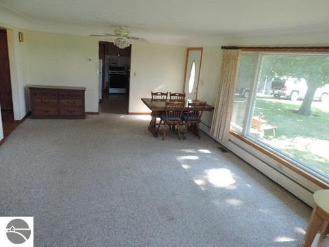 990 S Barry Rd, Ithaca, MI 48847 photo 12