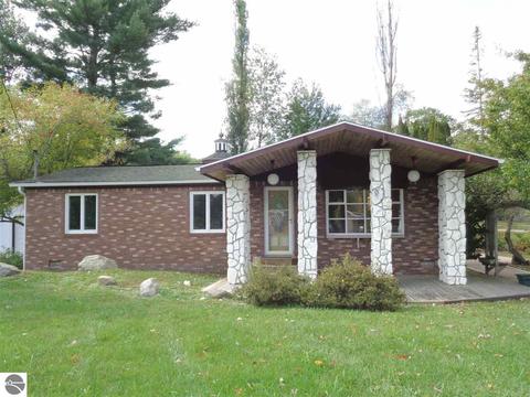 2153 Pine River Rd, Standish, MI 48658 photo 1