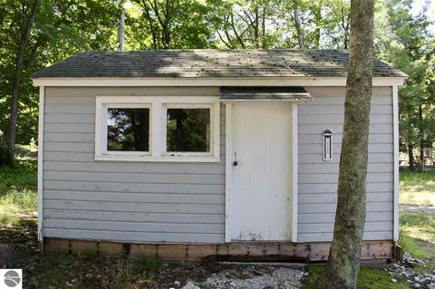 8766 Deadstream Rd, Honor, MI 49640 photo 5