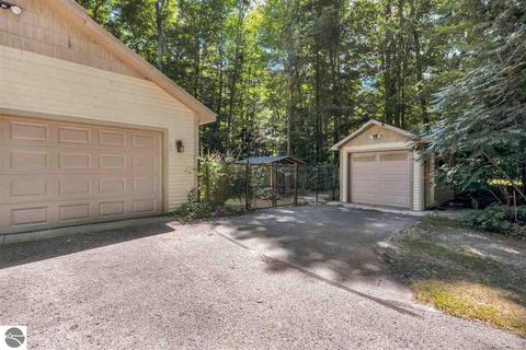 10925 E Dylan Dr, Interlochen, MI 49643 photo 17
