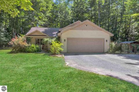 10925 E Dylan Dr, Interlochen, MI 49643 photo 16