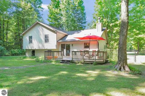 10925 E Dylan Dr, Interlochen, MI 49643 photo 19