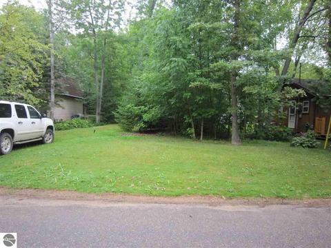 2585 Birch Point Dr, Lupton, MI 48635 photo 10