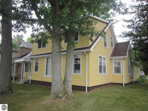 2585 Birch Point Dr, Lupton, MI 48635 photo 4