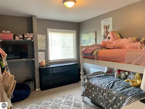 6037 Cedar Dr, Cadillac, MI 49601 photo 33