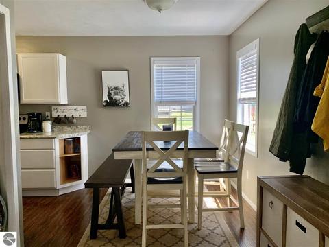 6037 Cedar Dr, Cadillac, MI 49601 photo 17