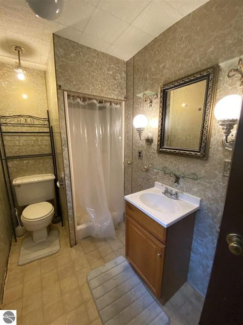 112 Randolph St, Manton, MI 49663 photo 18