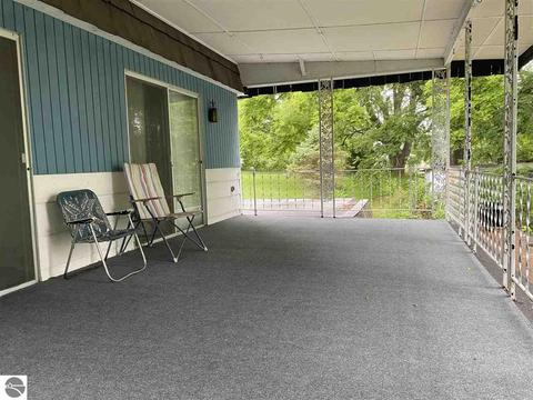 112 Randolph St, Manton, MI 49663 photo 4