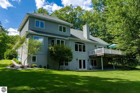 3644 Pine Tree Dr, Weidman, MI 48893 photo 7