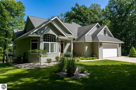 3644 Pine Tree Dr, Weidman, MI 48893 photo 5
