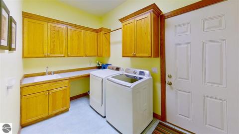 3644 Pine Tree Dr, Weidman, MI 48893 photo 19
