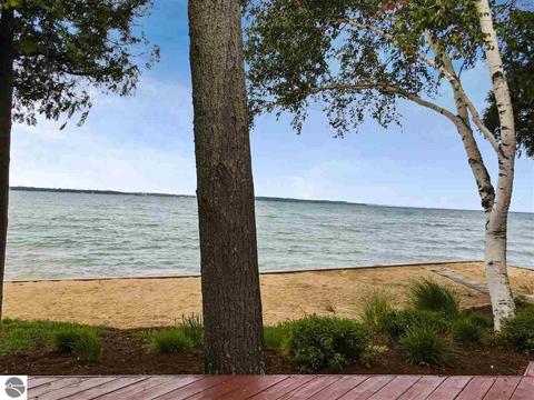 6347 E Harbor Dr, Elk Rapids, MI 49629 photo 11