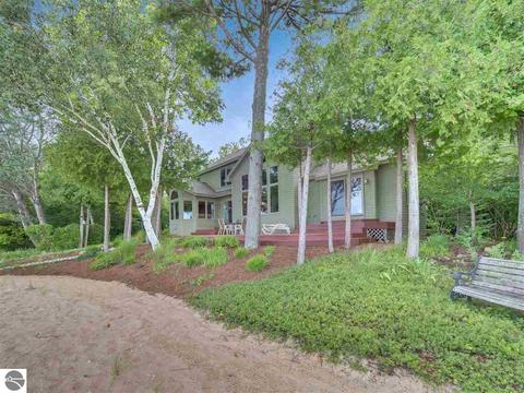 6347 E Harbor Dr, Elk Rapids, MI 49629 photo 9